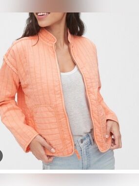 GAP Peach Quilted Jacket Women’s Medium Lightweight Cotton Blend Oversized